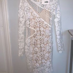NEW WITH TAGS- selfie leslie white lace dress